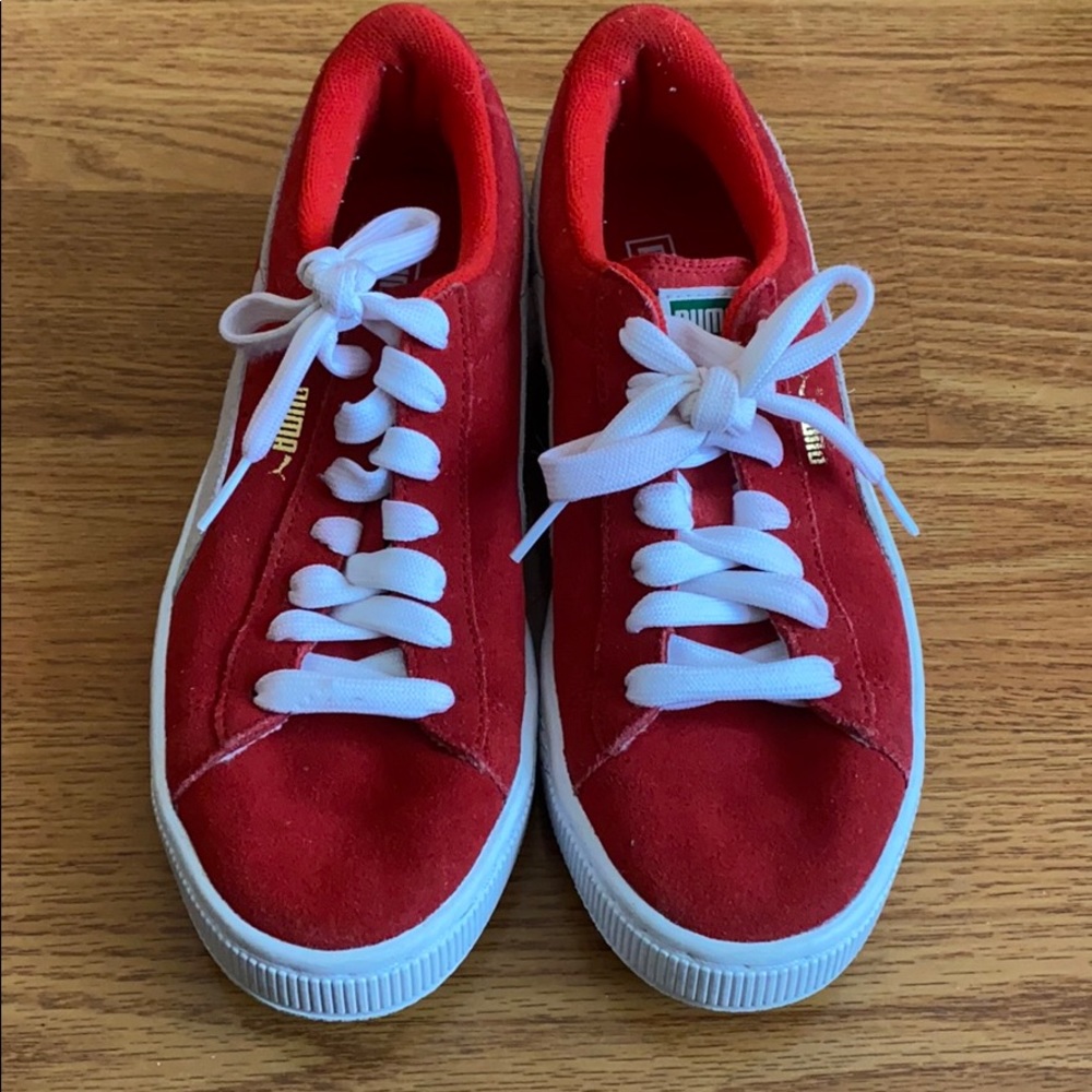 Puma’s sneakers(big kids size 6)Womens size7.5